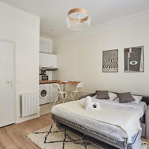 Studio met een King Size Bed
